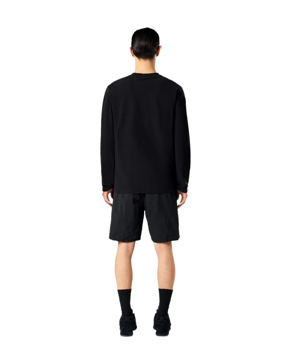 BLACK SLIM-FIT LONG-SLEEVE T-SHIRT WITH TONAL COMPASS PATCH - Image 2