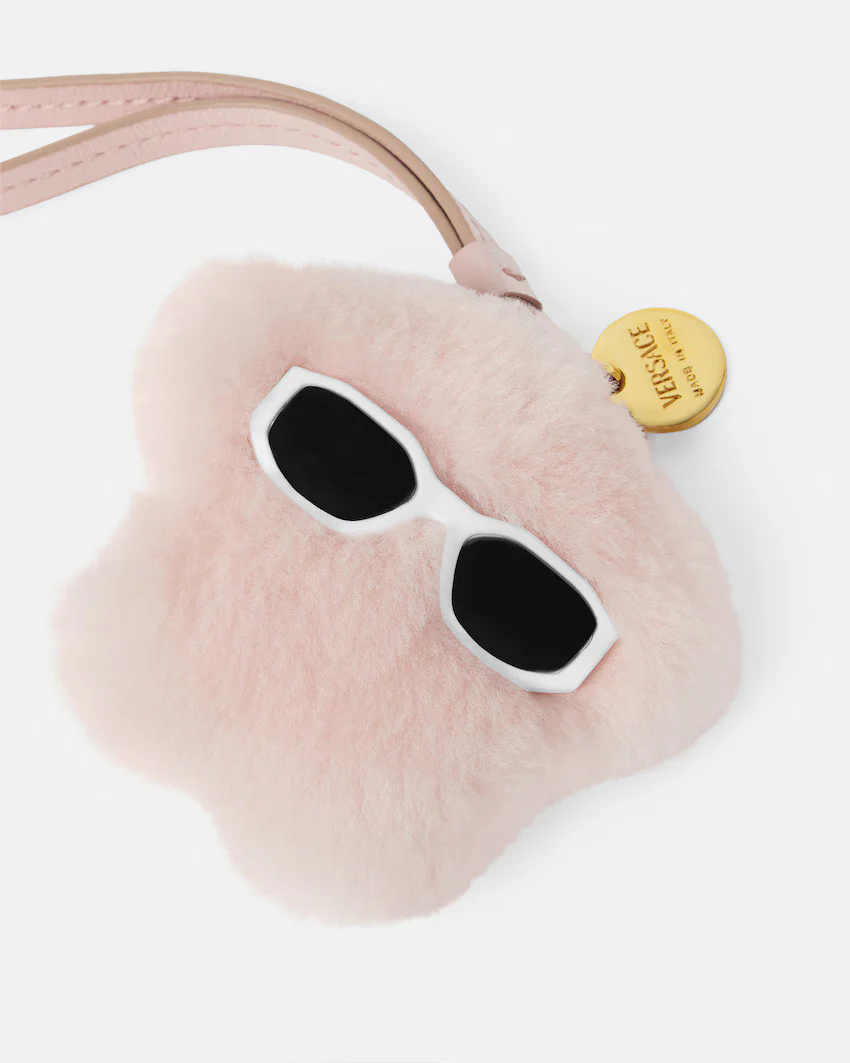 MEDUSA FLUFFY SHERLING CHARM - Image 3