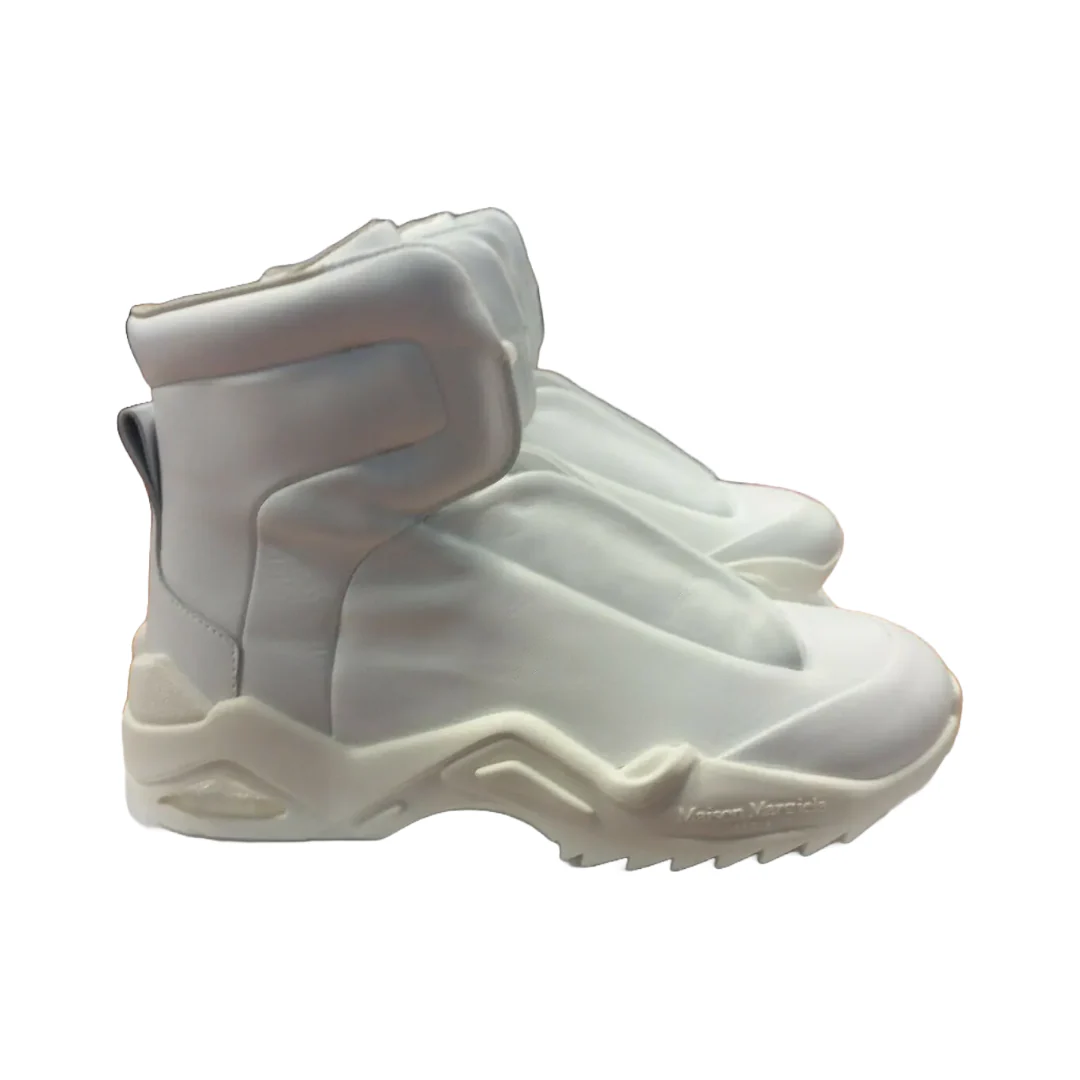 WHITE-WHITE HIGH TOP BOOT SHOES